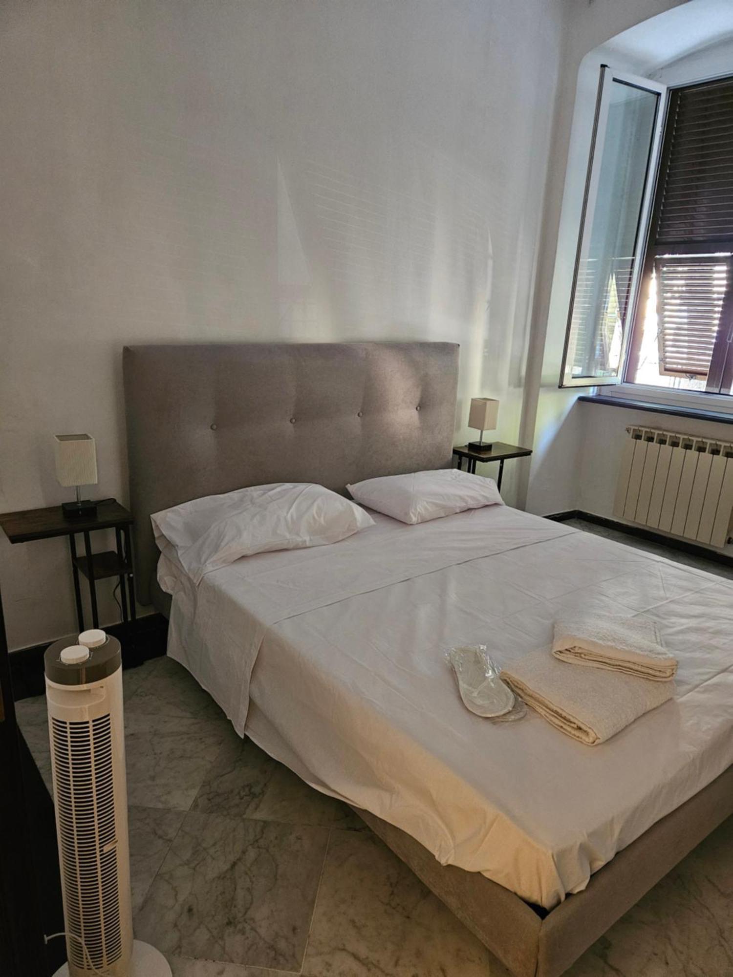 Casa Regis - Free Parking Hotel Genoa Exterior photo