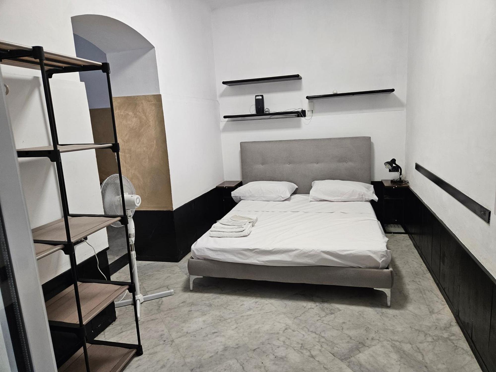 Casa Regis - Free Parking Hotel Genoa Exterior photo